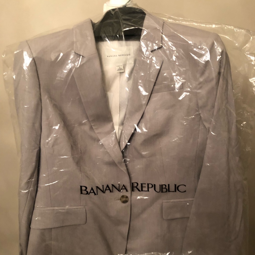 Banana Republic taupe blazer NWT size 12